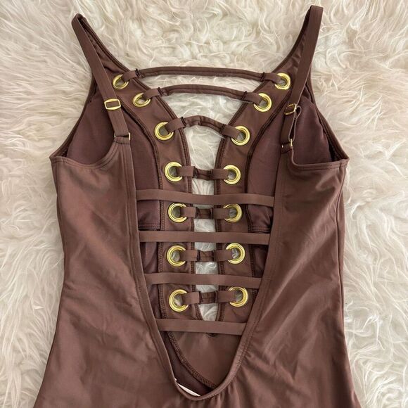 Bleu by Rod Beattie The Limited Edition Hole In One Swimsuit 4 Brown - Picture 8 of 10